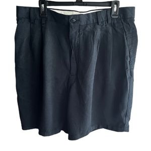 Men's Turnbury Shorts. Size 38. Black.